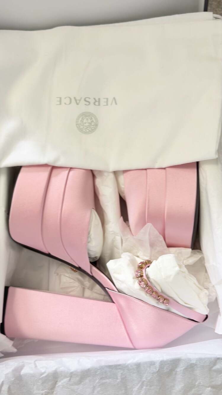 Versace stilettoes 'Medusa Aevitas' For Sale at , - Picture 6 of 13